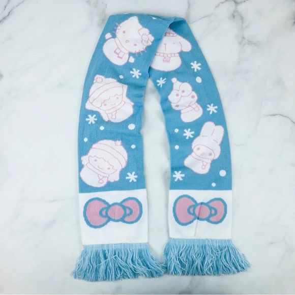 Sanrio Hello Kitty and Friends Crate Winter 2018 Subscription Box - Picture 8 of 10